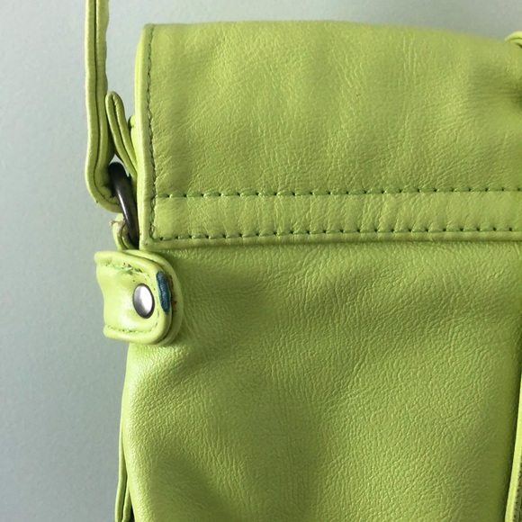 Garage Crossbody Purse - Picture 7 of 8